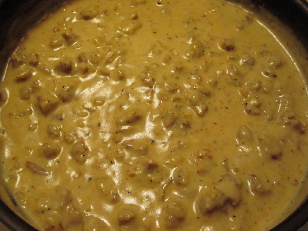 vegan sausage gravy in the making