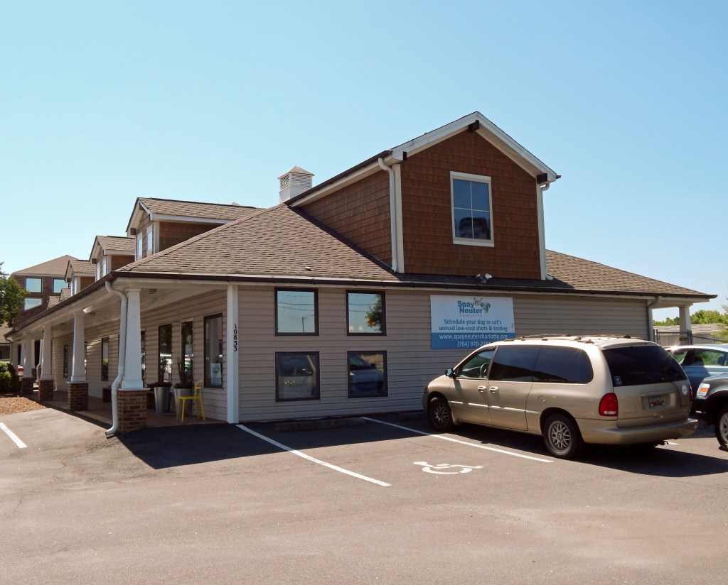 Spay Neuter Charlotte Outside