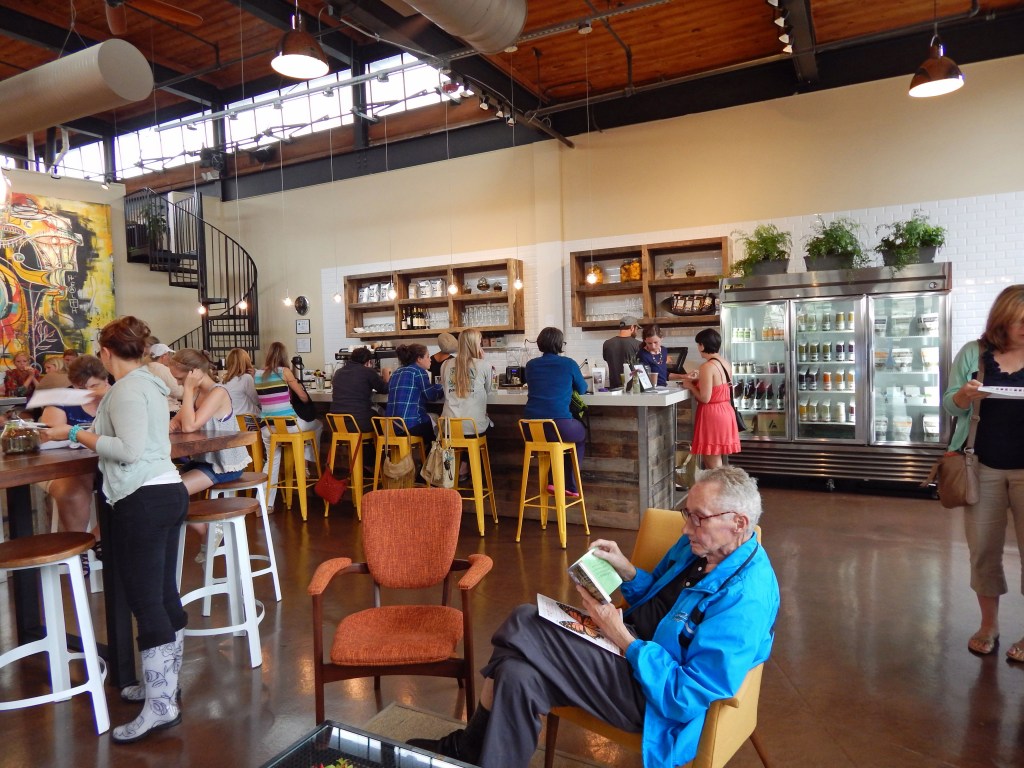 Luna's Living Kitchen Juice Bar