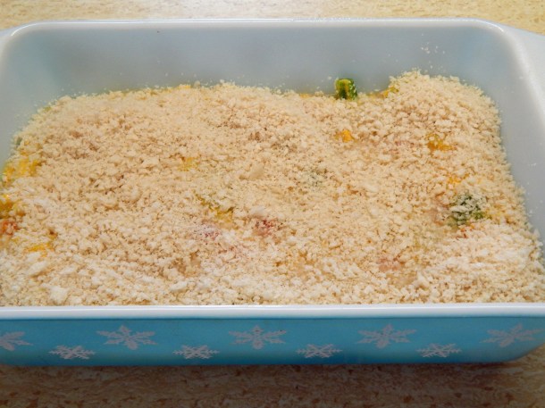 squash casserole with crumbs