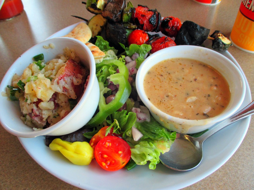 Restaurant Review: Zoe’s&nbsp;Kitchen