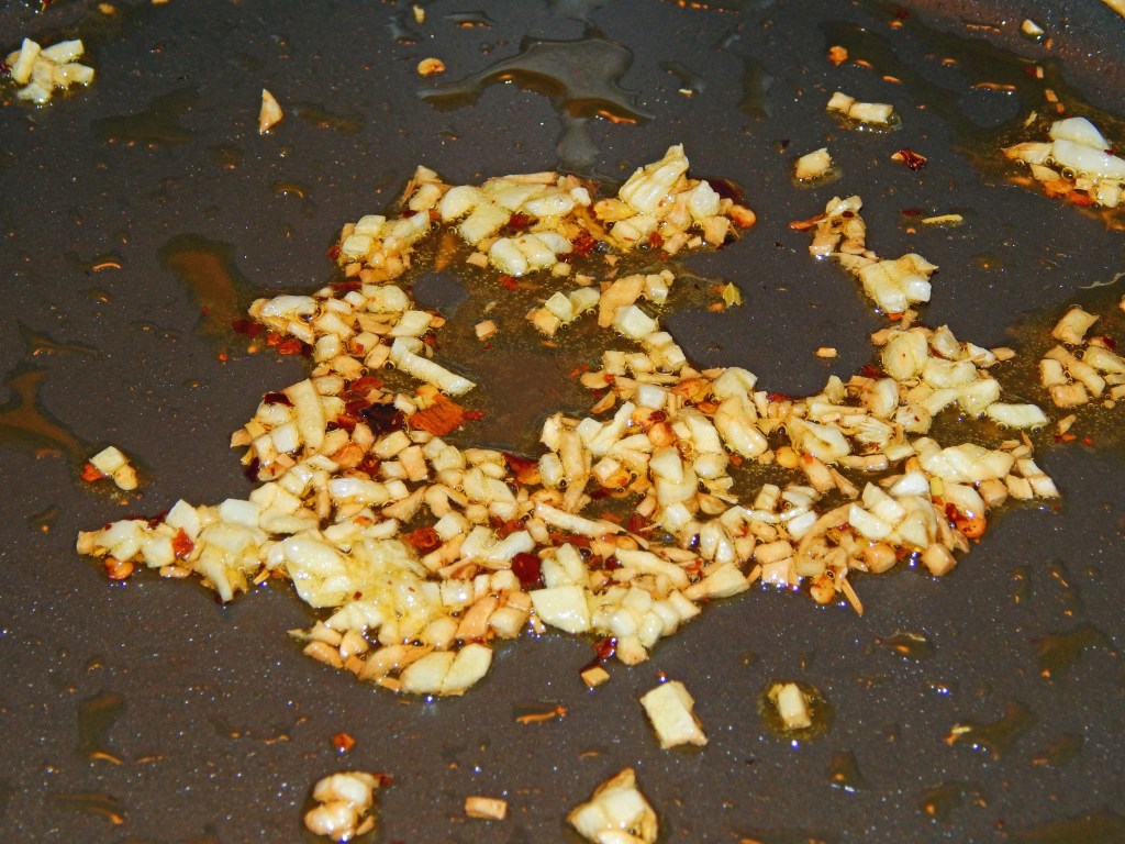Tuscan Beans and Greens Garlic