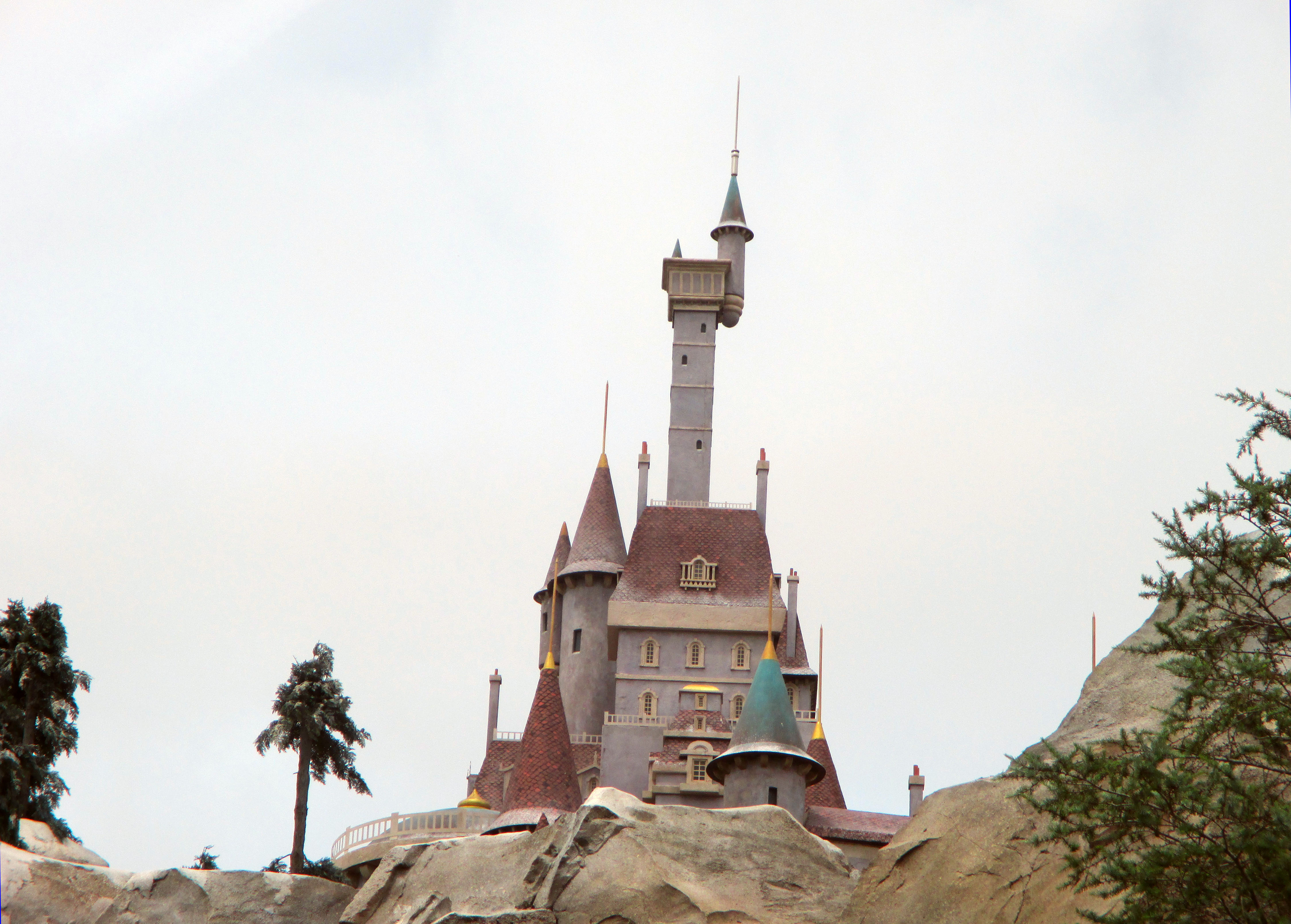 be-our-guest-beasts-castle-2