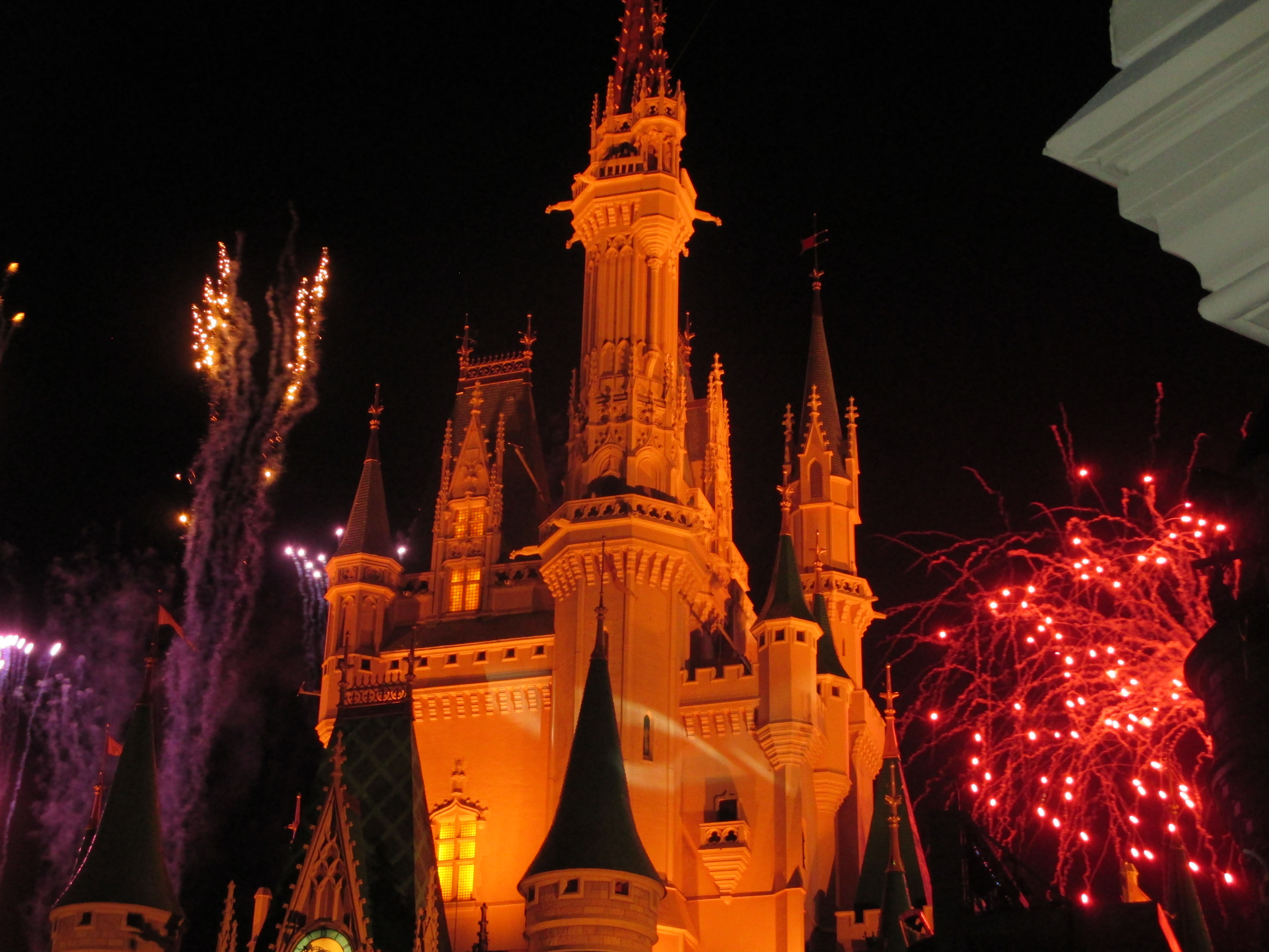 disney-hallowen-castle