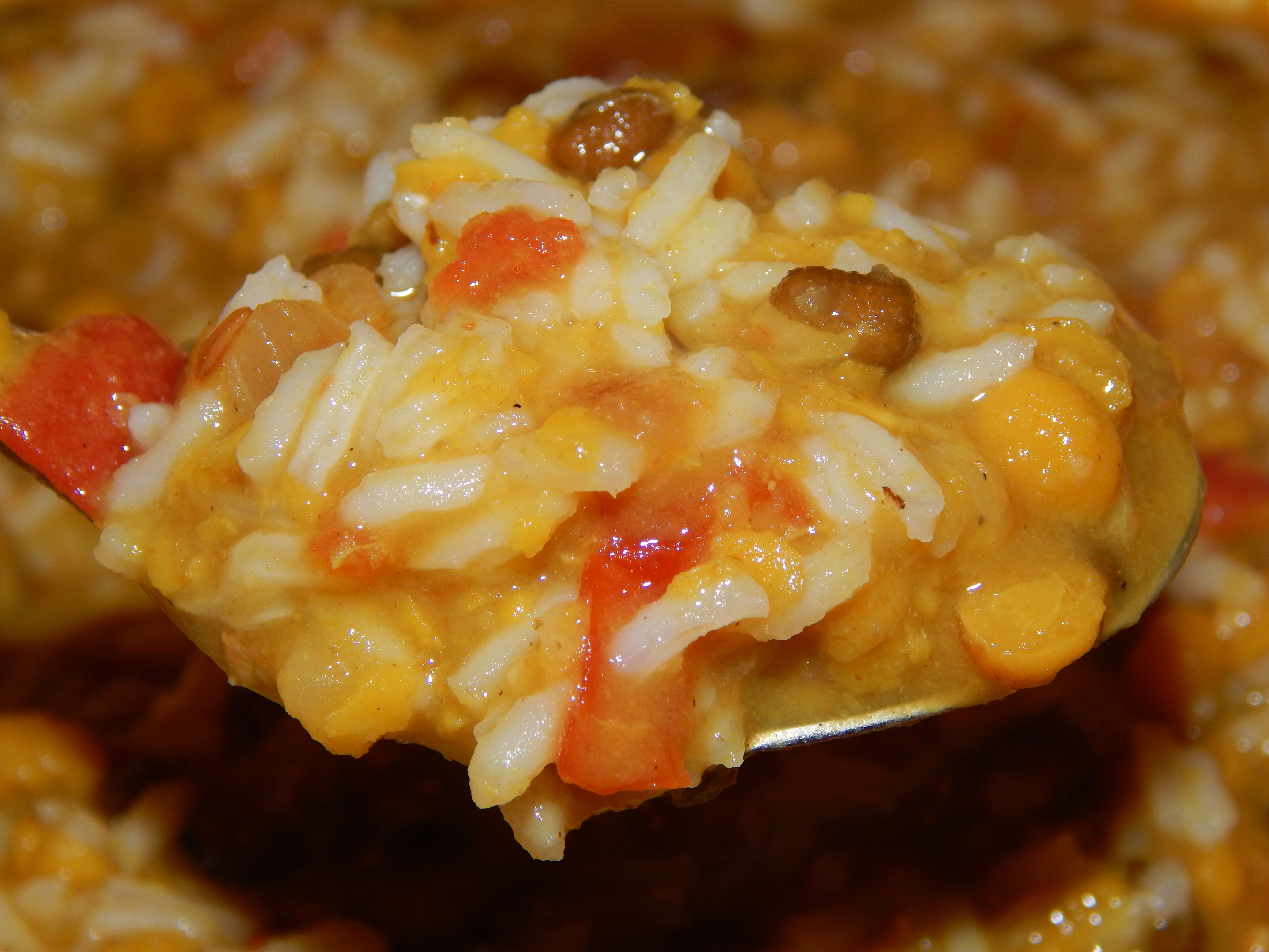 october-gold-and-black-dal-close-up