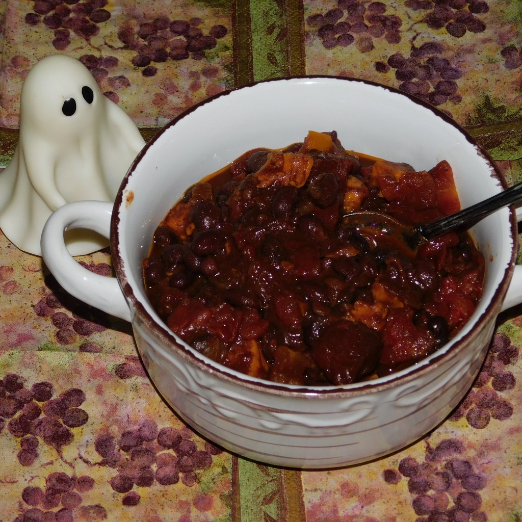Cozy Black Bean and Sweet Potato&nbsp;Chili